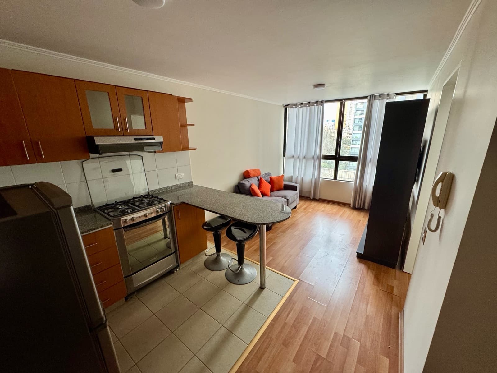 ALQUILER DE DEPARTAMENTO AMOBLADO EN SAN FELIPE - 1
