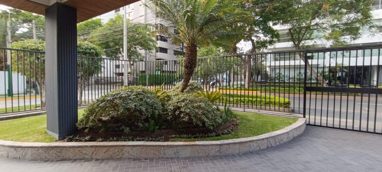 Departamento En Venta – Ubicación Privilegiada En San Isidro - 1