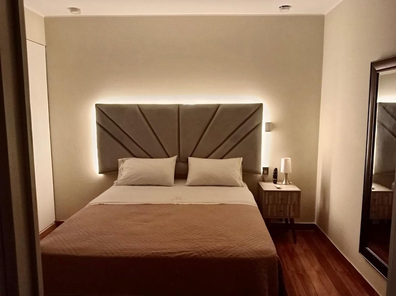 Edificio Comercial en Miraflores - 1