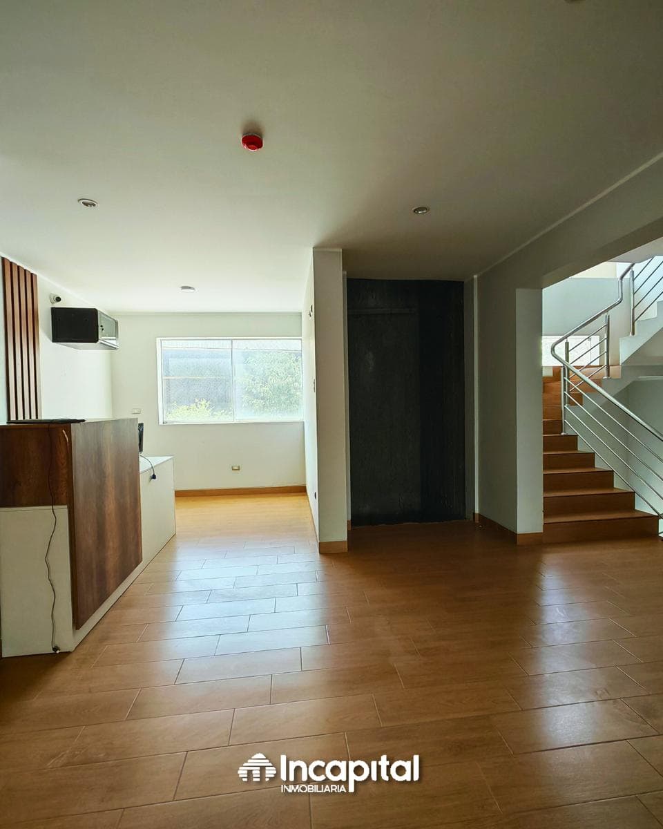 ALQUILER DE EDIFICIO HOTELERO DE 6 PISOS EN CARRETERA AYACUCHO-HUANTA - LISTO PARA OPERAR - 2