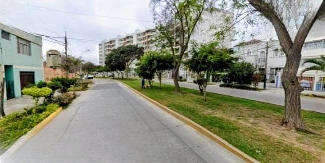 VENTA DE LOCAL / TERRENO COMERCIAL EN PUEBLO LIBRE – EXCELENTE UBICACIÓN - 1