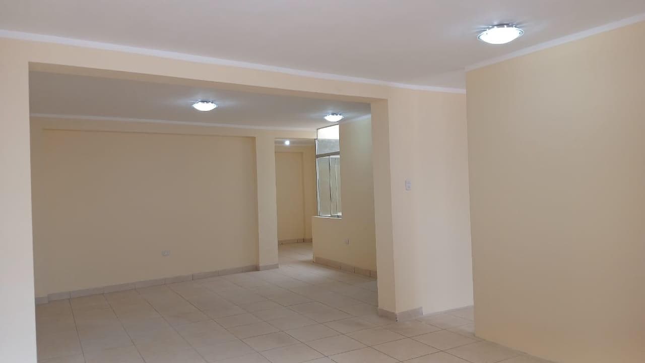 ALQUILER DE LOCAL COMERCIAL CÉNTRICO EN JR. MANCO CÁPAC, AYACUCHO - 1