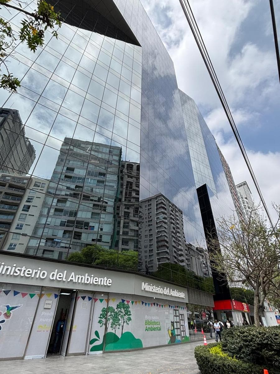 Oficina en venta o alquiler - 1