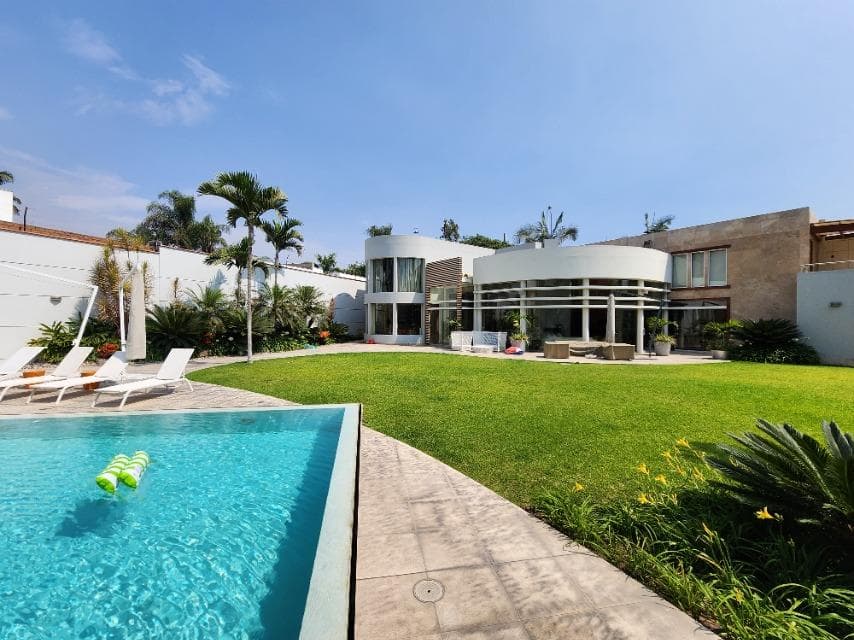 Venta o alquiler casa con vista a parque en Camacho - 1