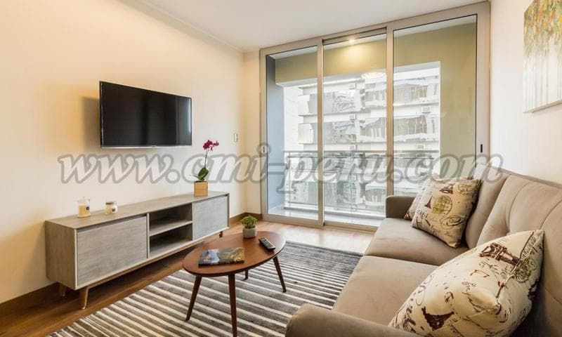 Departamento de 2 dormitorios en Miraflores - 1