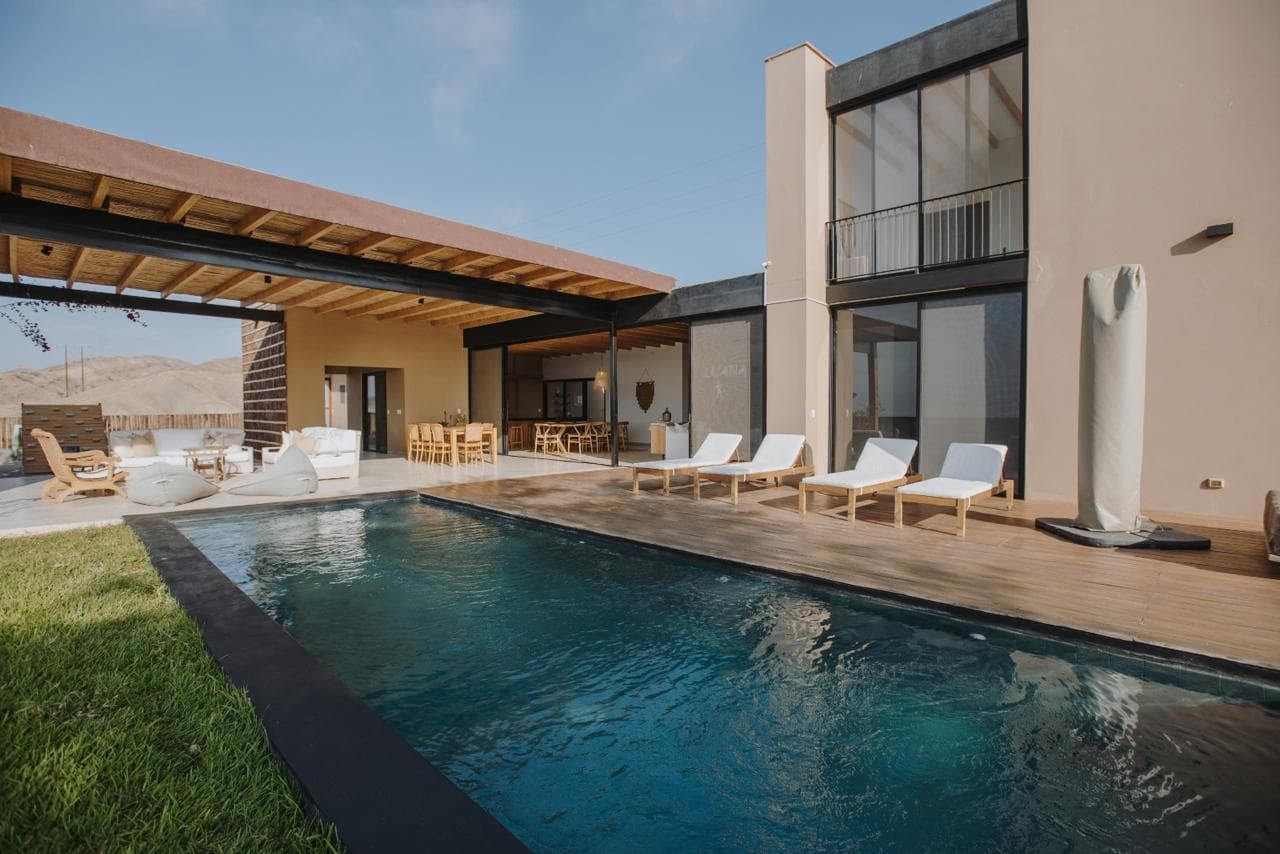 Casa en venta en Condominio con piscina y excelente vista - 1