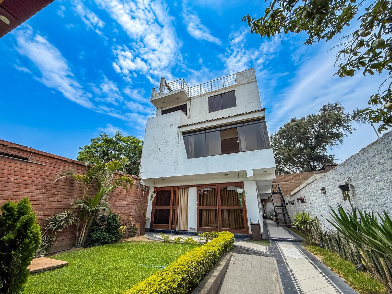 ALQUILER DE LOCAL COMERCIAL EN HUACHIPA LURIGANCHO - 1