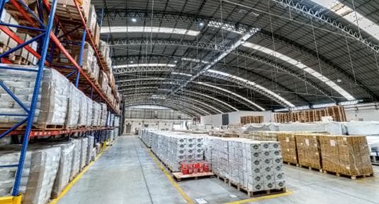 SE ALQUILA EXCELENTE COMPLEJO DE ALMACÉN Y OFICINAS – 6,009.22 m² - 1