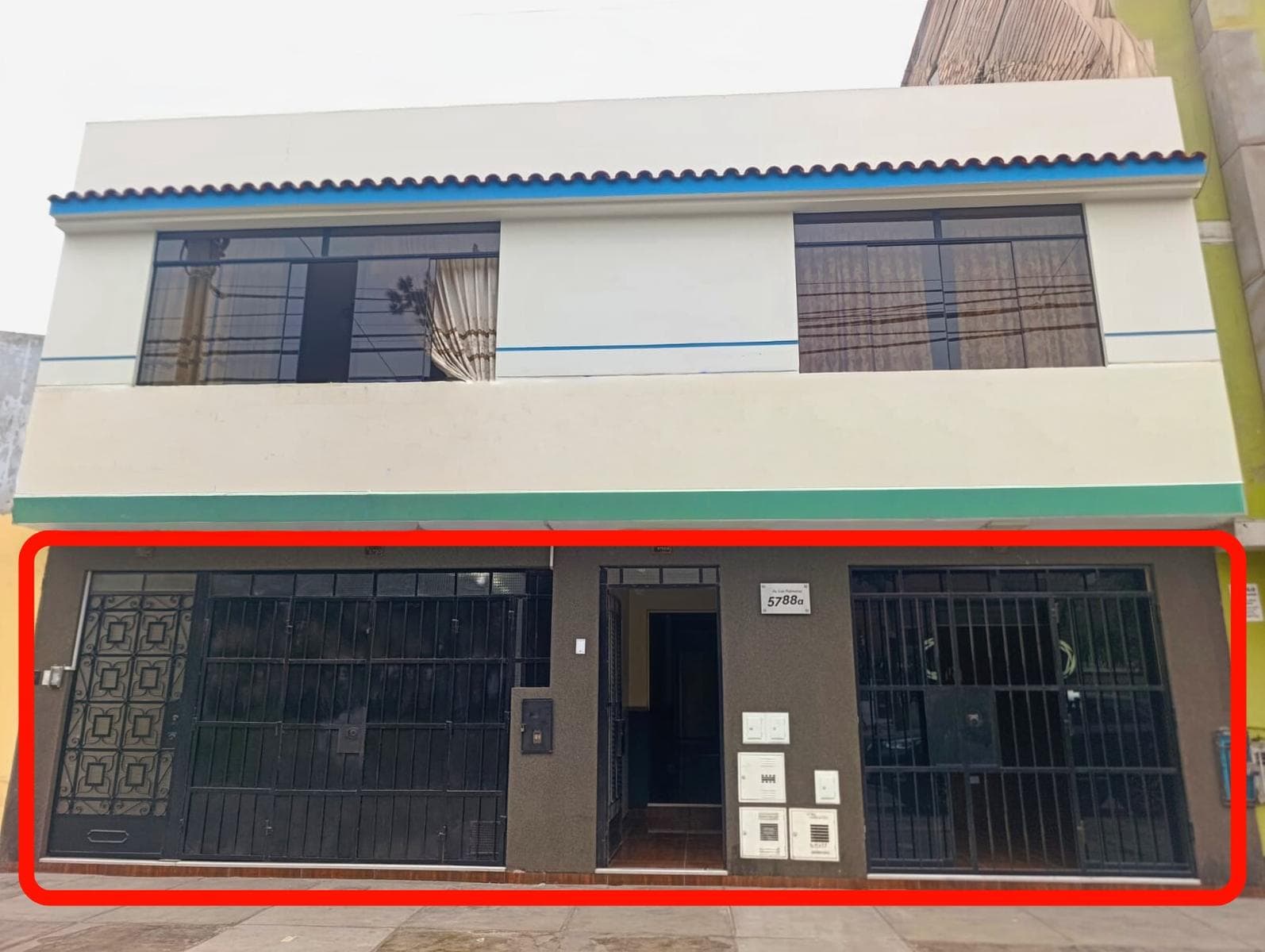 ALQUILER LOCAL EN LOS OLIVOS TODO UN 1 PISO A.C. 200 M2. - 1