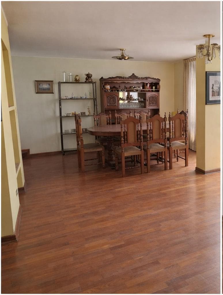 Departamento en Surco cerca Pedro Venturo - 1