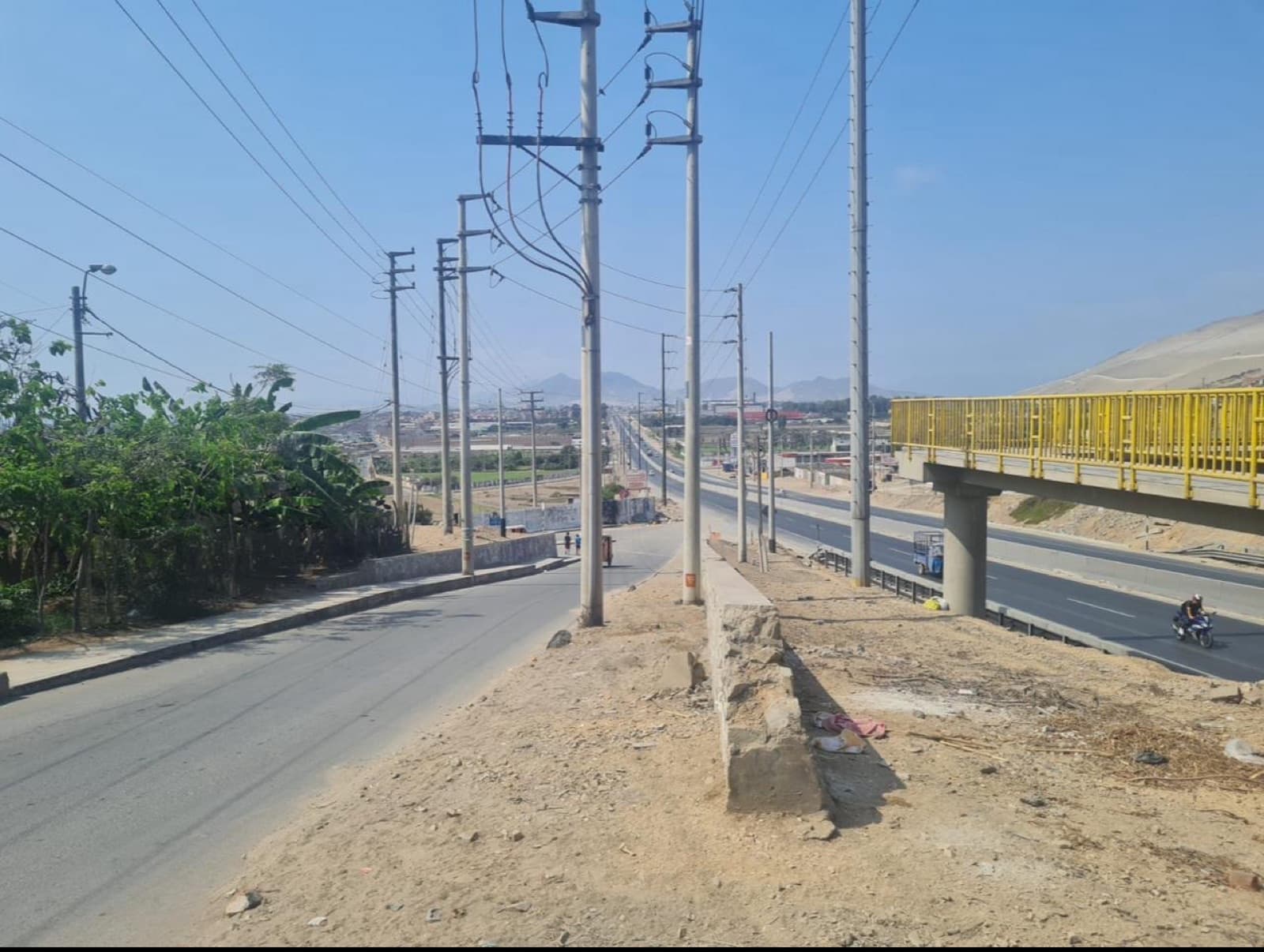 Casa con terreno en venta de 194m2, en una zona en constante crecimiento y desarrolo - 2