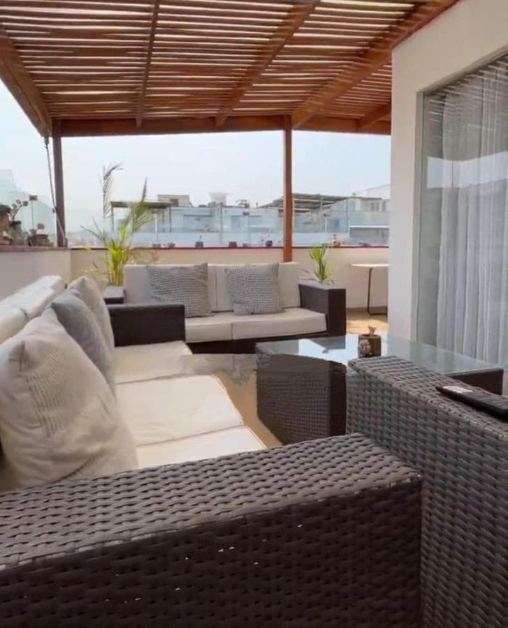 Departamento de 315 m2 con 4 habitaciones en venta en Higuereta, Surco - 1