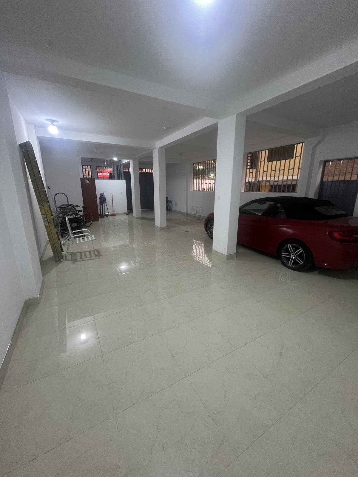 Alquilo Local comercial a un paso de ministerio de cultura y al tren cultura - 1