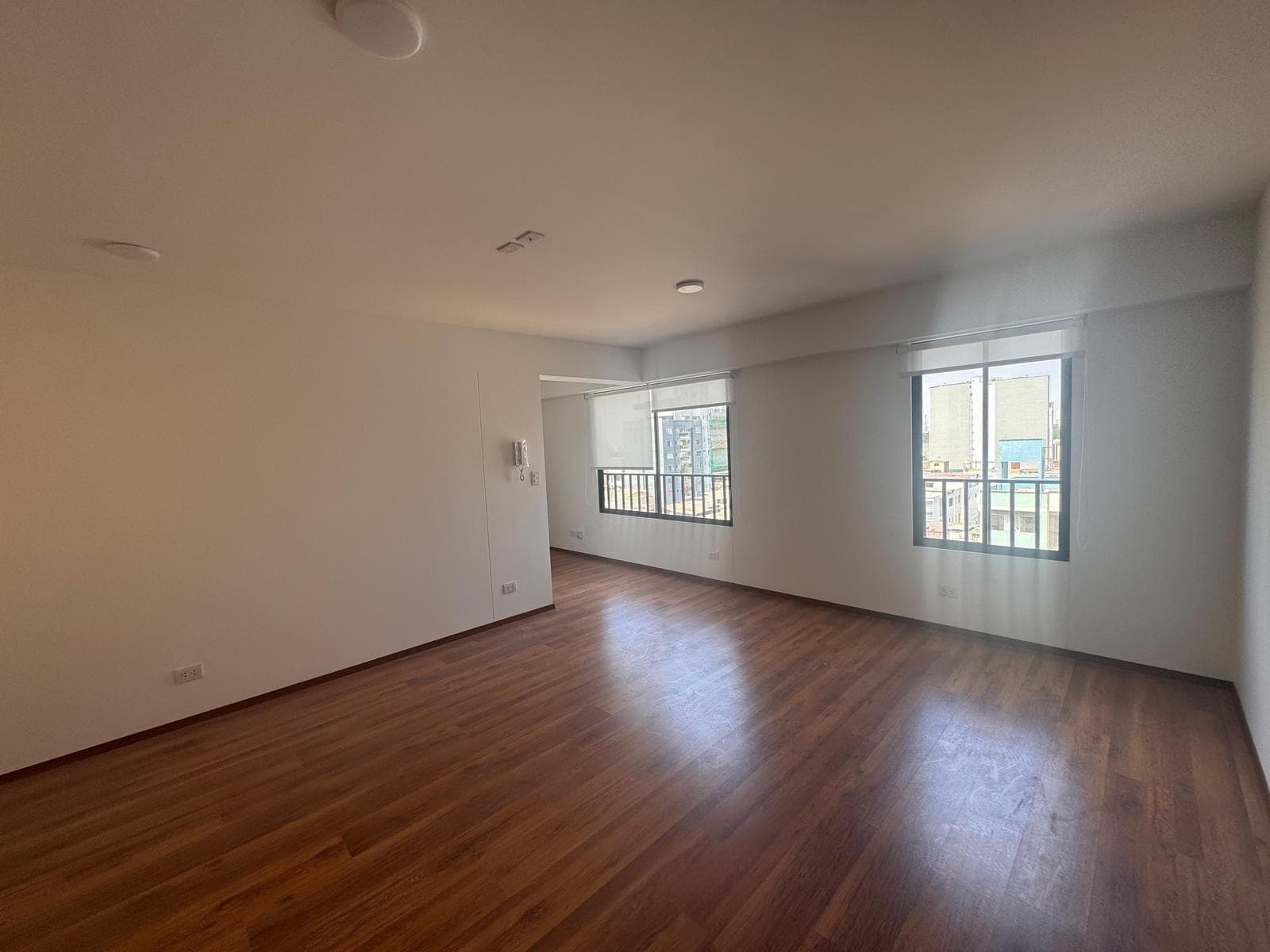 VENTA DEPARTAMENTO DE 3 DORMITORIOS EN JESUS MARIA - 1
