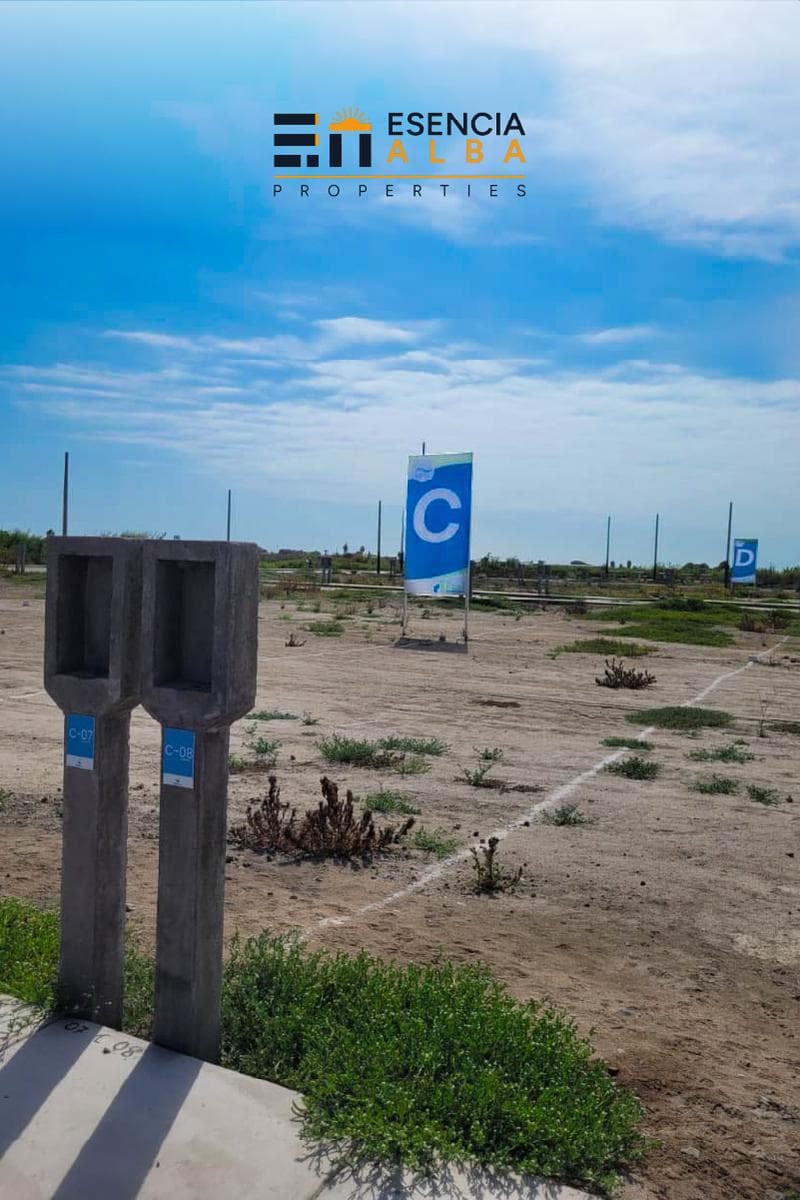 Terreno en Venta en Urbanización Sol de Camaná - 1