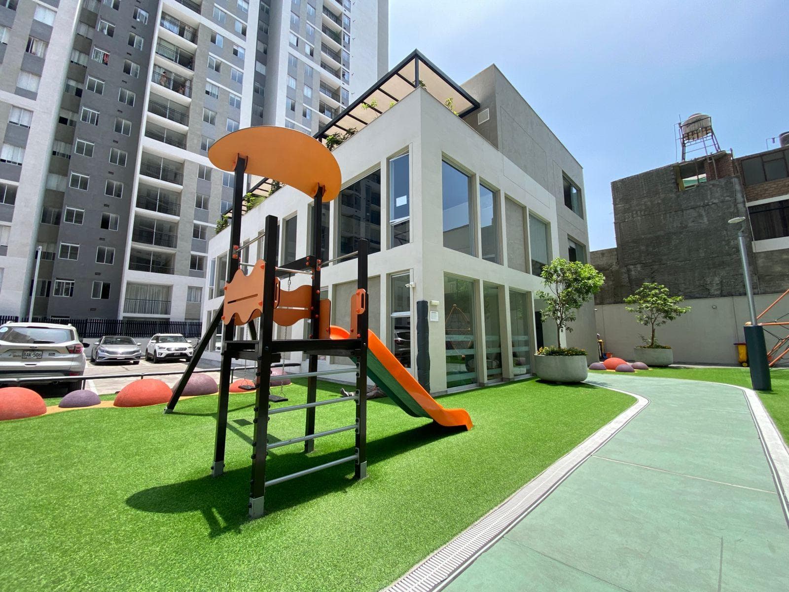 Alquiler Departamento de estreno 03 Dormitorios 1 de servicio - 1