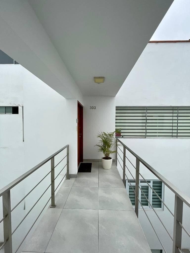 Vendo Dúplex en Las Artes Norte – 231 m² - 1