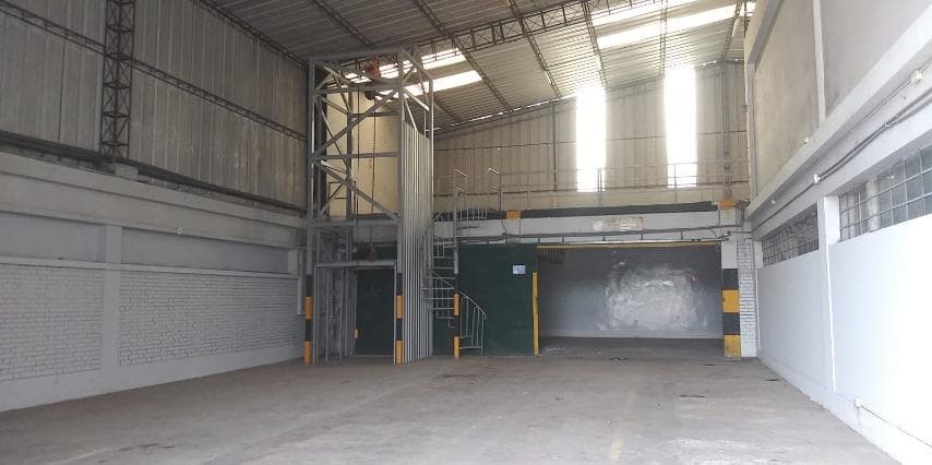 Alquilo Lindo Local Comercial en Avenida Nicolás Ayllon N 29, Ate - 1