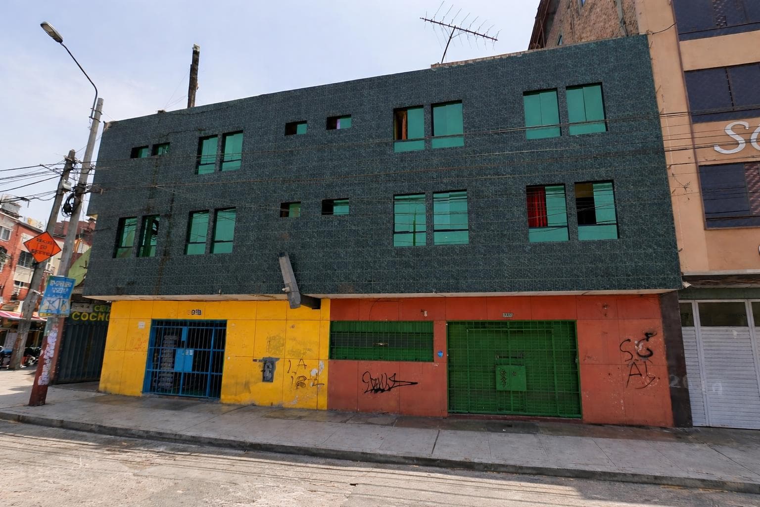 LOCAL COMERCIAL EN ALQUILER - 1