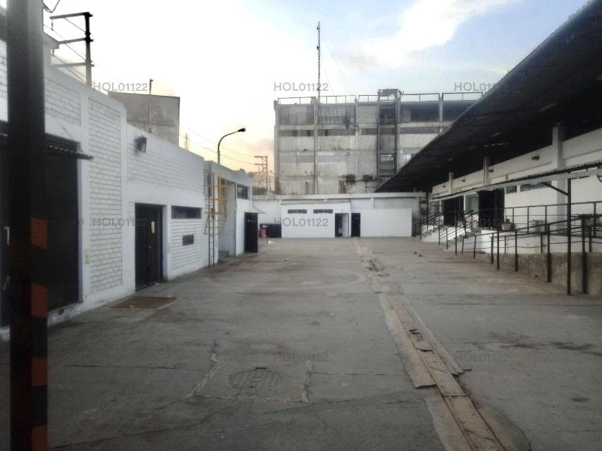 Alquilo Lindo Local Industrial en Calle Santa Inés N 1, Ate - 1