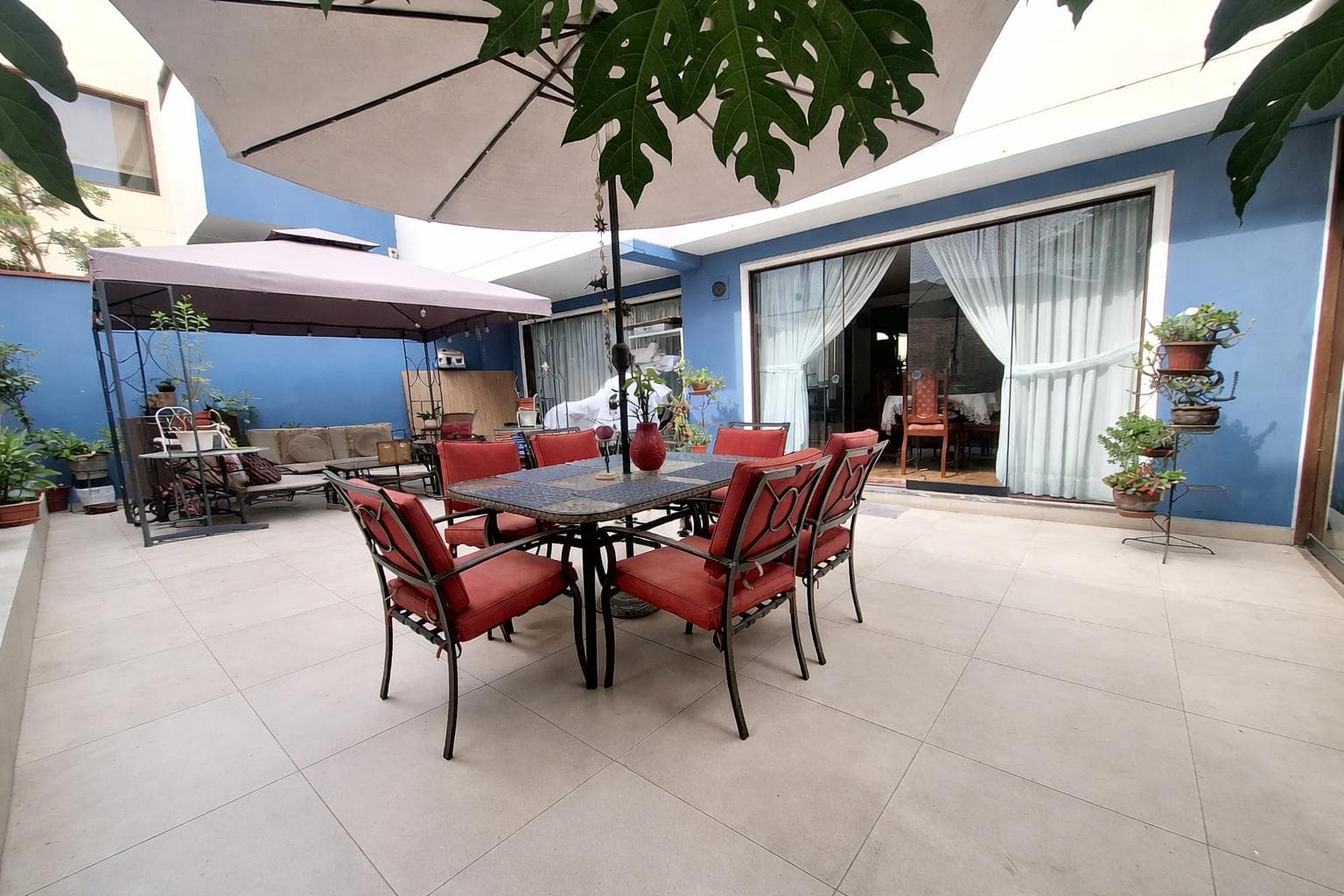 Venta De Hermosa Casa Ubicada Urb En La Molina - 1