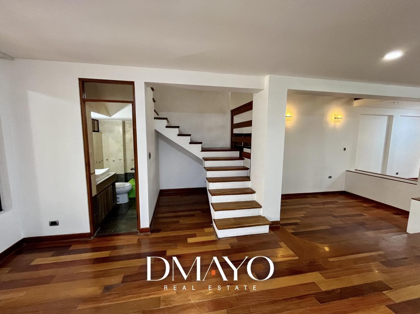VENTA DE CASA EN CARABAYLLO. URB. SANTO DOMINGO 5TA ETAPA - 3 DORMITORIOS - PROYECCIÓN A 5 DOR. - 1