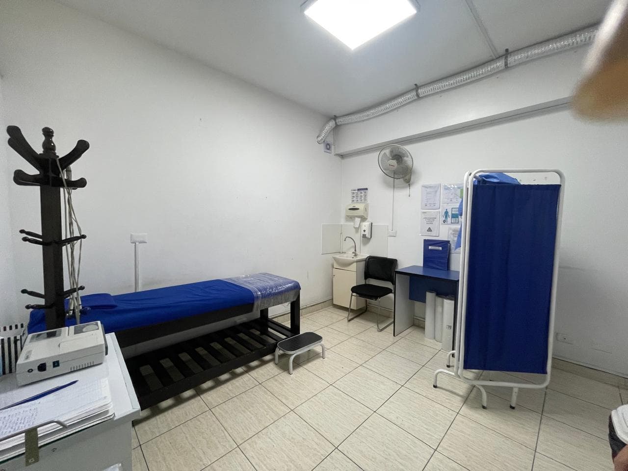 ALQUILER DE CONSULTORIOS MÉDICOS – ESTRATEGIA Y COMODIDAD EN LOS OLIVOS - 1