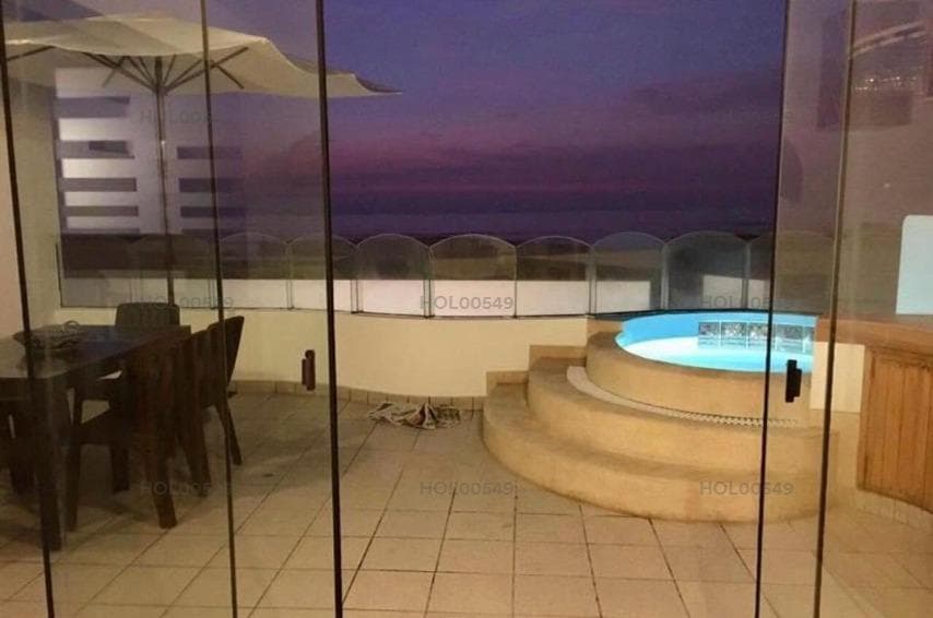 Vendo Hermosa Casa en Malecón Cangrejo N 1, Playa Cangrejo Km 35, Punta Hermosa - 1
