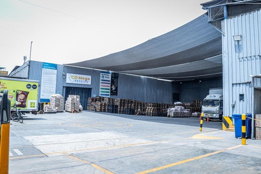 Local industrial Zonificación Industria Liviana - 2