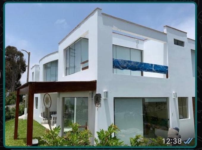 Vendo Linda Casa en Calle Totoritas N 1, Fila 2, Playa Totoritas Km 86, Mala. - 1