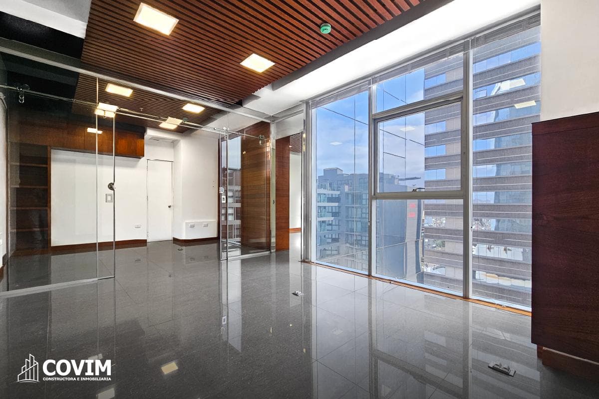 Oficina con Estacionamiento en Alquiler en City Center – Cerro Colorado - 1