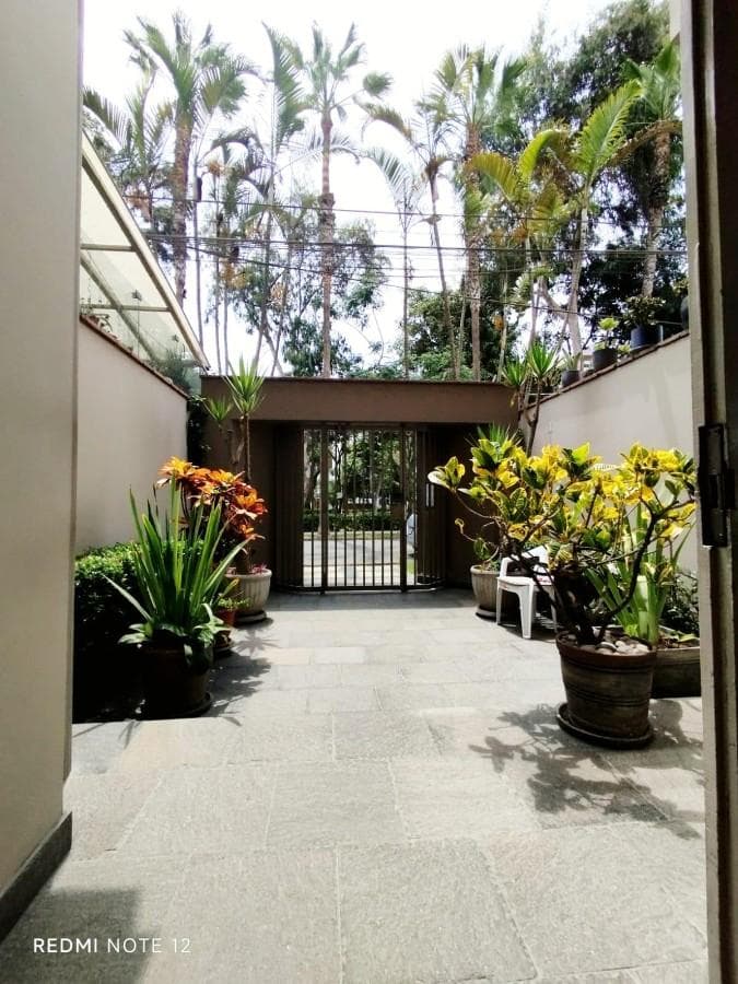 OCASION- LINDO TRIPLEX -FRENTE A PARQUE- 5 MINUTOS DEL JOCKEY PLAZA-U DE LIMA - 1