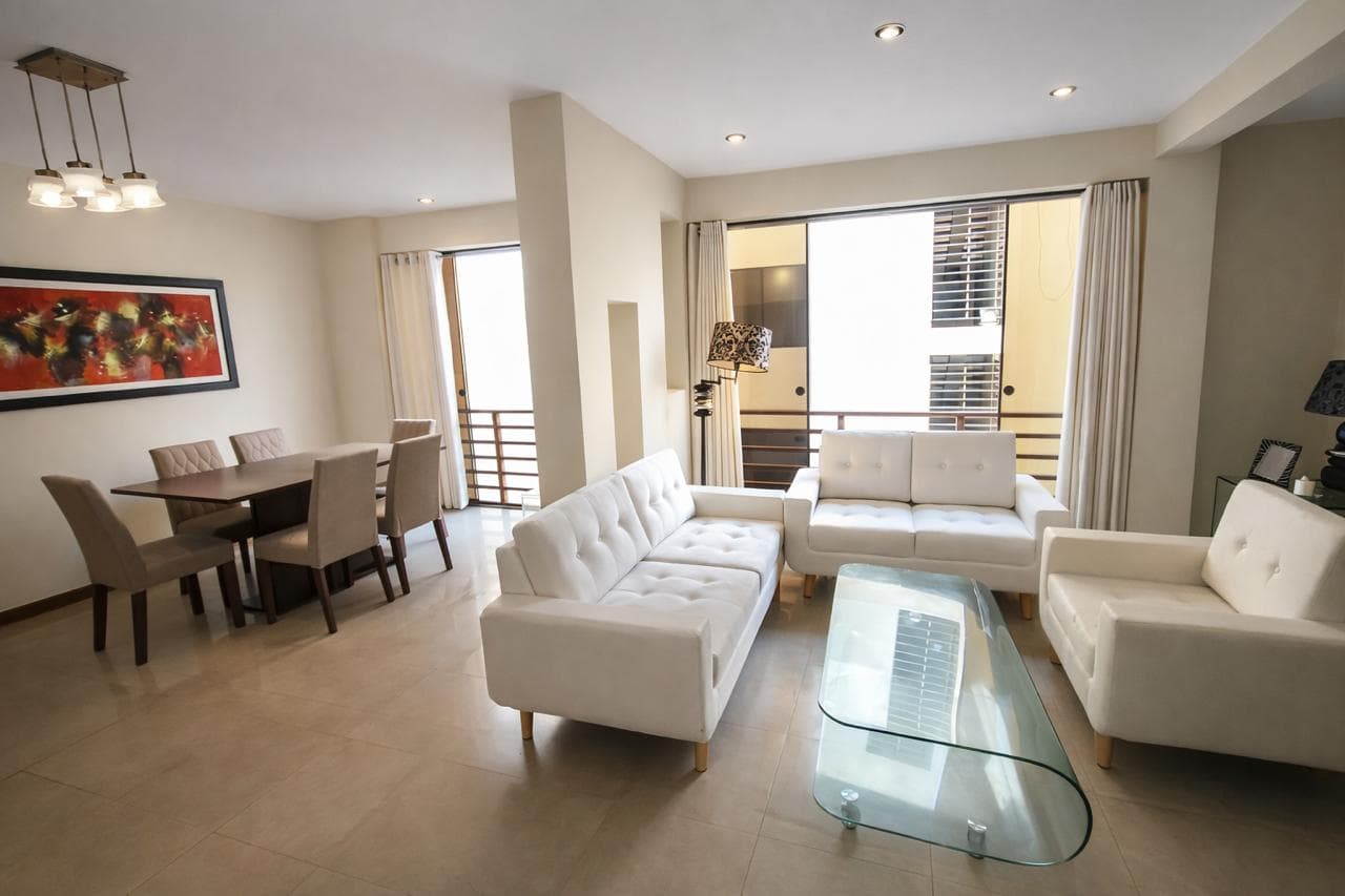 Departamento Amoblado en alquiler Urb. Palmas del Golf TRUJILLO - 1