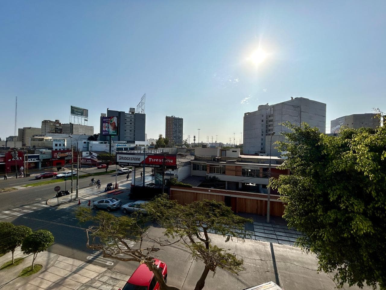 VENTA DE TERRENO EN MONTERRICO PARA PROYECTO INMOBILIARIO - 1