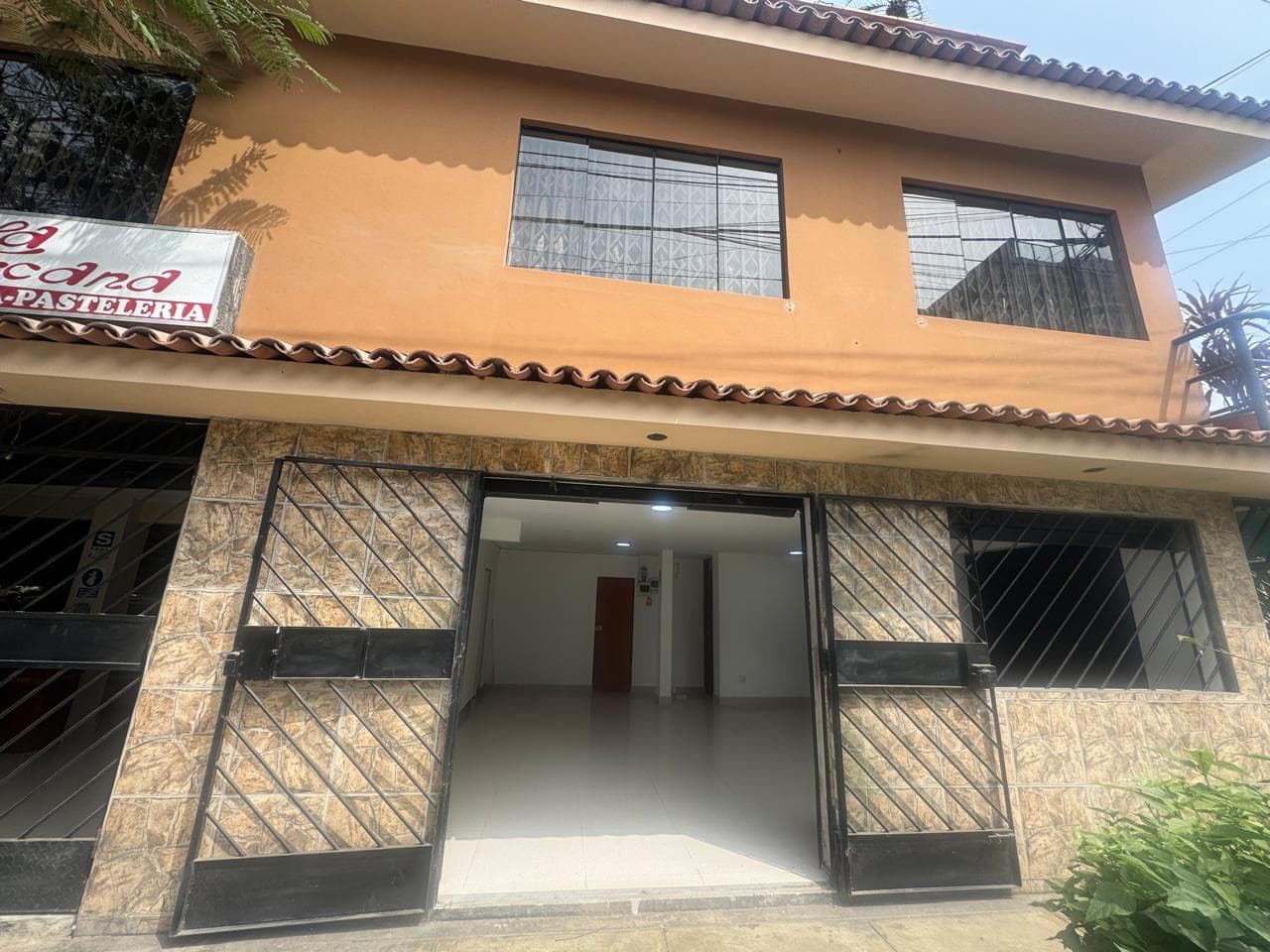 ALQUILER DE LOCAL EN SAGITARIO SURCO - 1