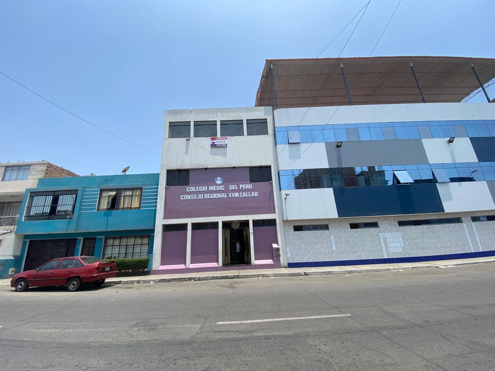 Vendo Edificio de Tres Pisos en Almirante Miguel Grau Bellavista - 1