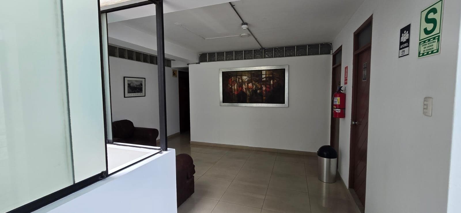 ¡Gran oportunidad! Oficina en alquiler lista para tu negocio - 1