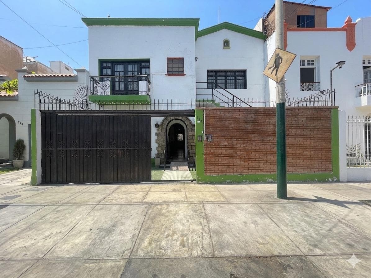 Alquilo acogedora casa en Magdalena. - 1