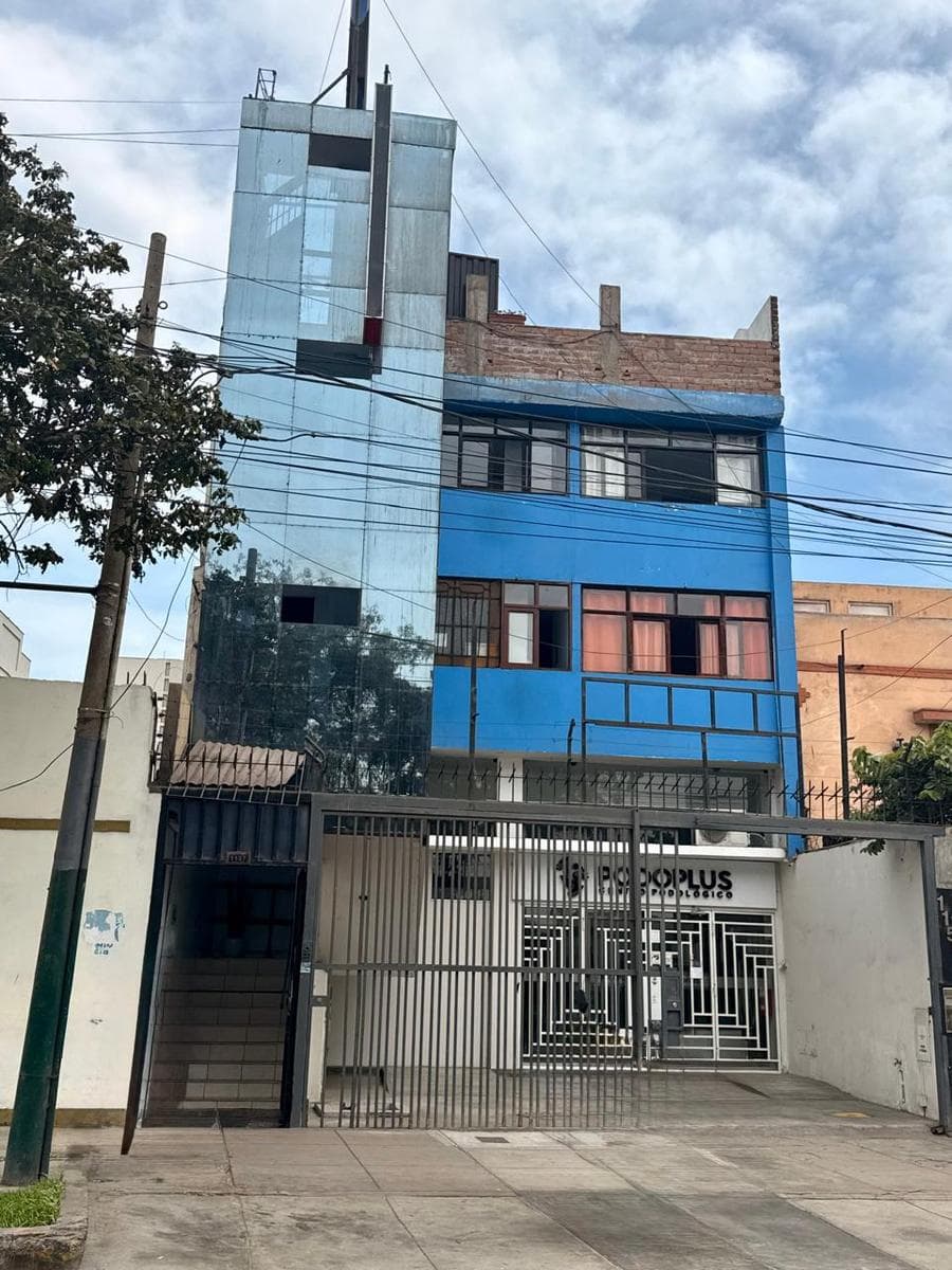 Hotel en Pueblo Libre - 1