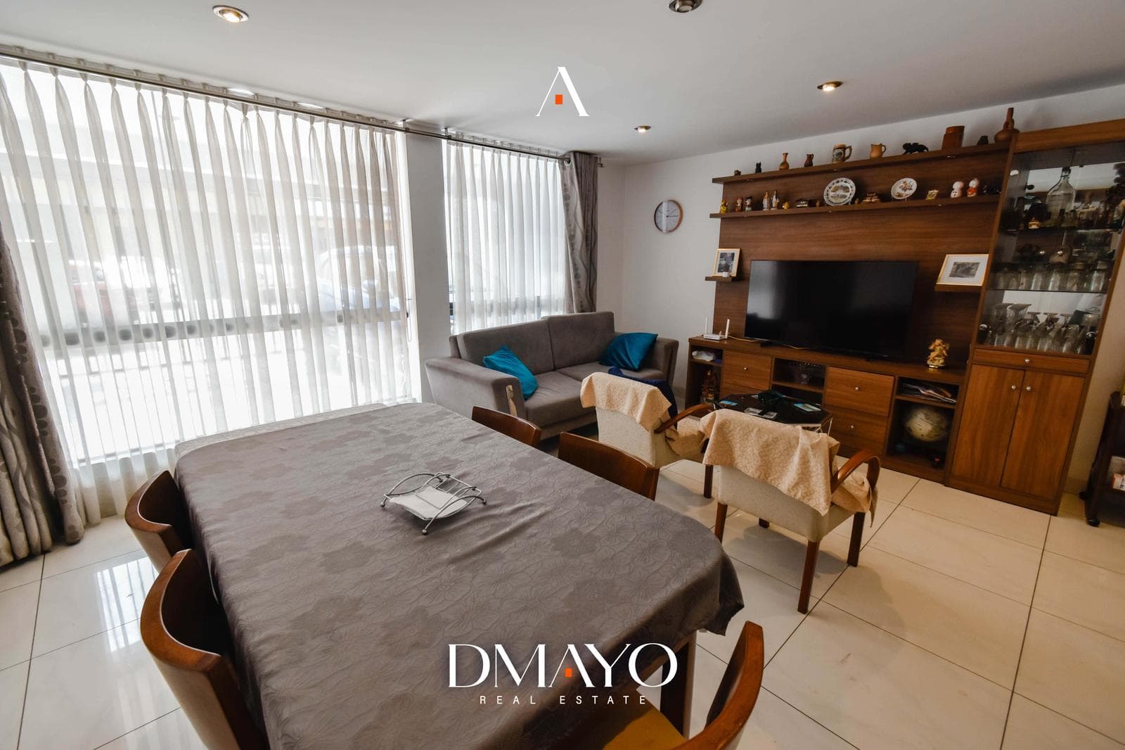 AMPLIO DEPARTAMENTO 1er PISO ZONA RESIDENCIAL - 1