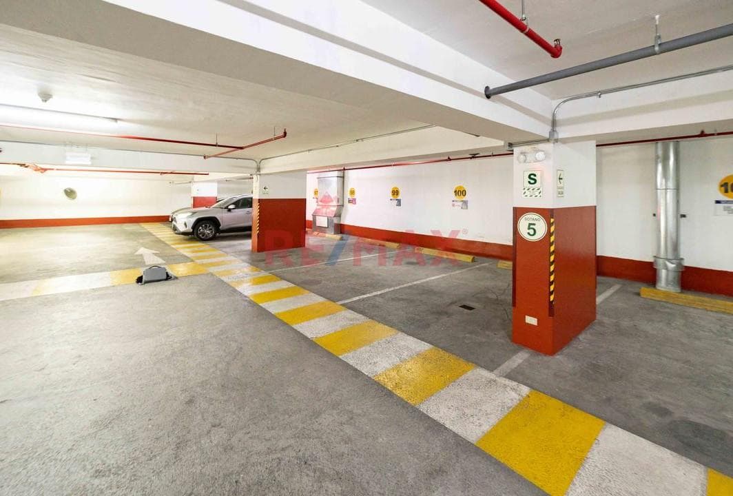 Cocheras En Venta – Edificio Recavarren - 1