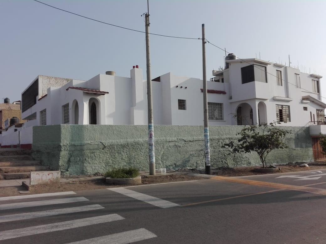 Espectacular Casa En Esquina San Bartolo - 1