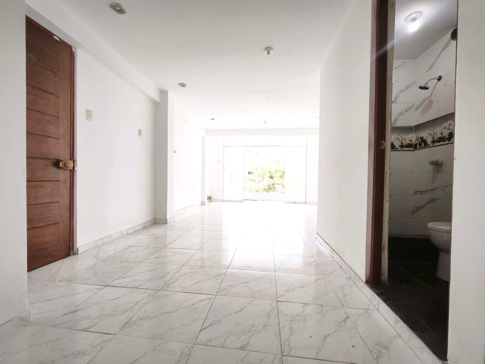 DEPARTAMENTO EN VENTA PISO 2, ESPALDAS DE TOTUS TOMAS VALLE / DOMINICOS CALLAO - 1