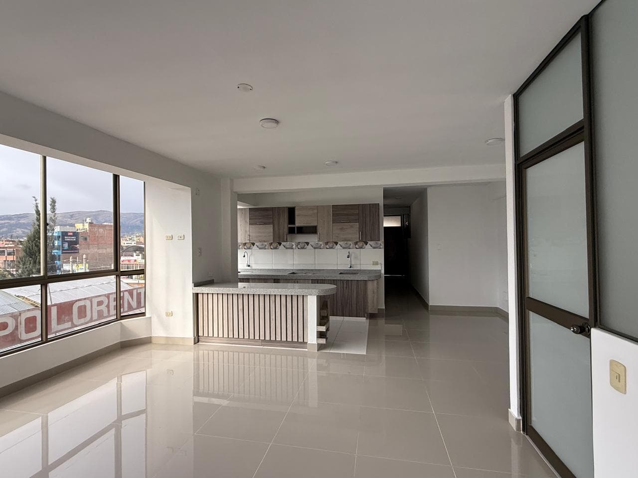 Se Vende Lindo Departamento de 3 dormitorio - El Tambo - 1
