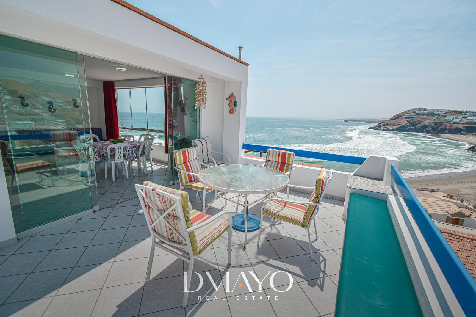 Casa de 3 pisos en Puerto Fiel vista al mar con dos terrazas km 123 en Venta - 1