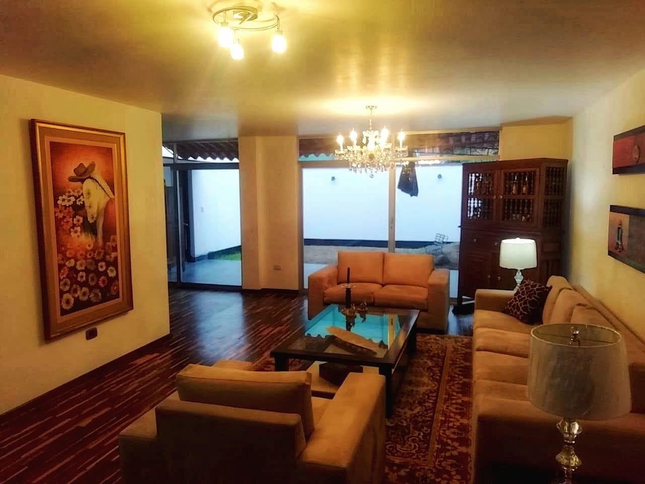 Casa en San Isidro - 1