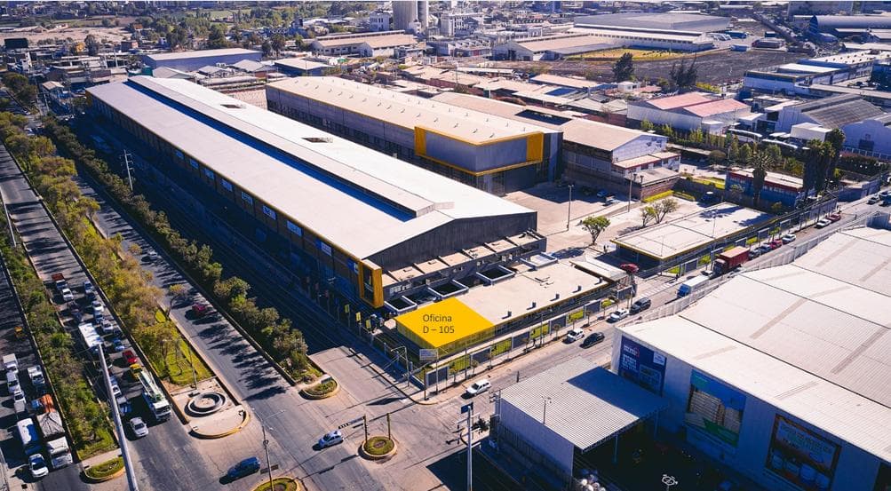 Almacén a 10 minutos del centro de Arequipa - 1