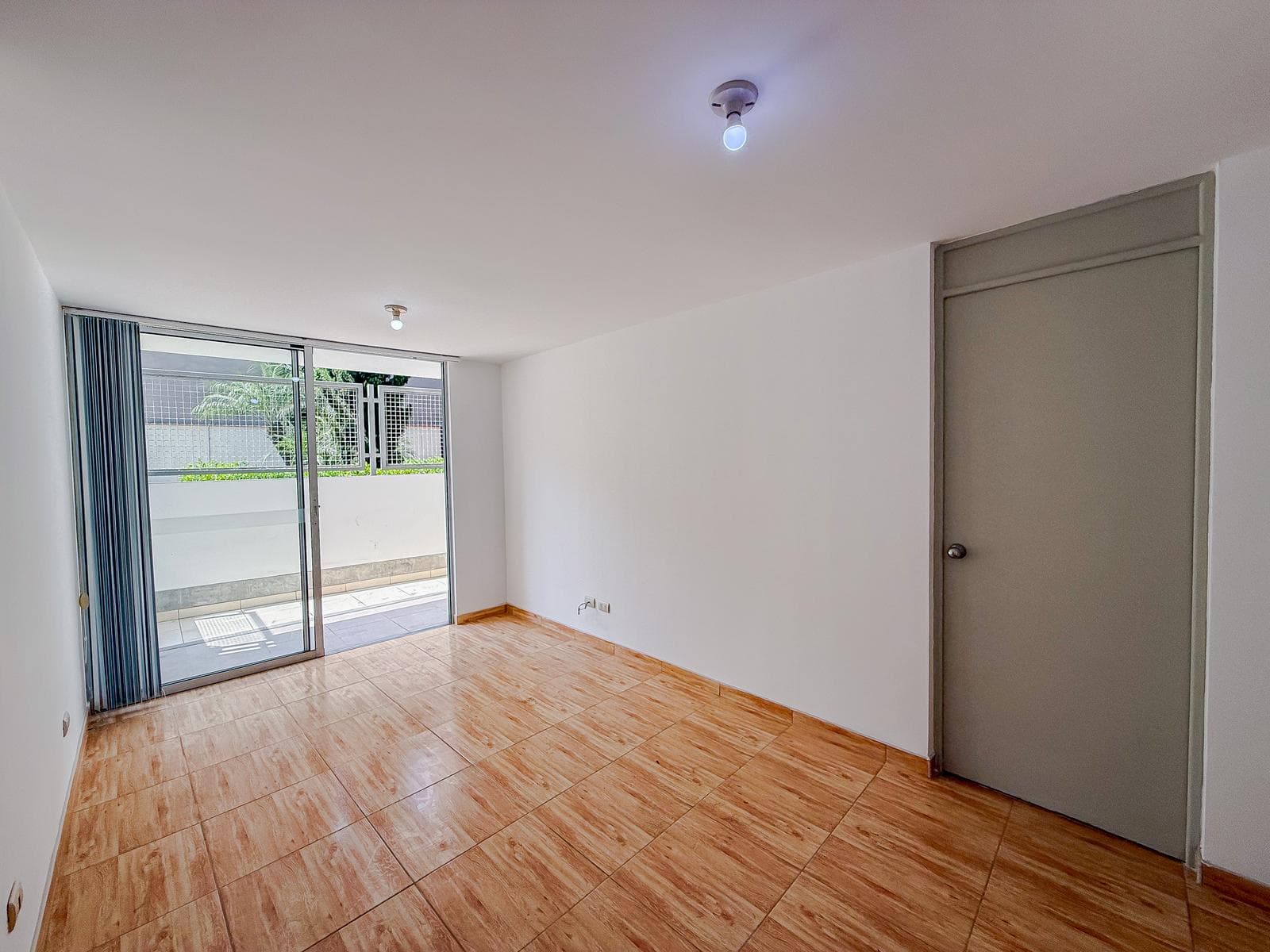 Departamento Callao - Conj. Residencial Los Bosques del Callao - 1