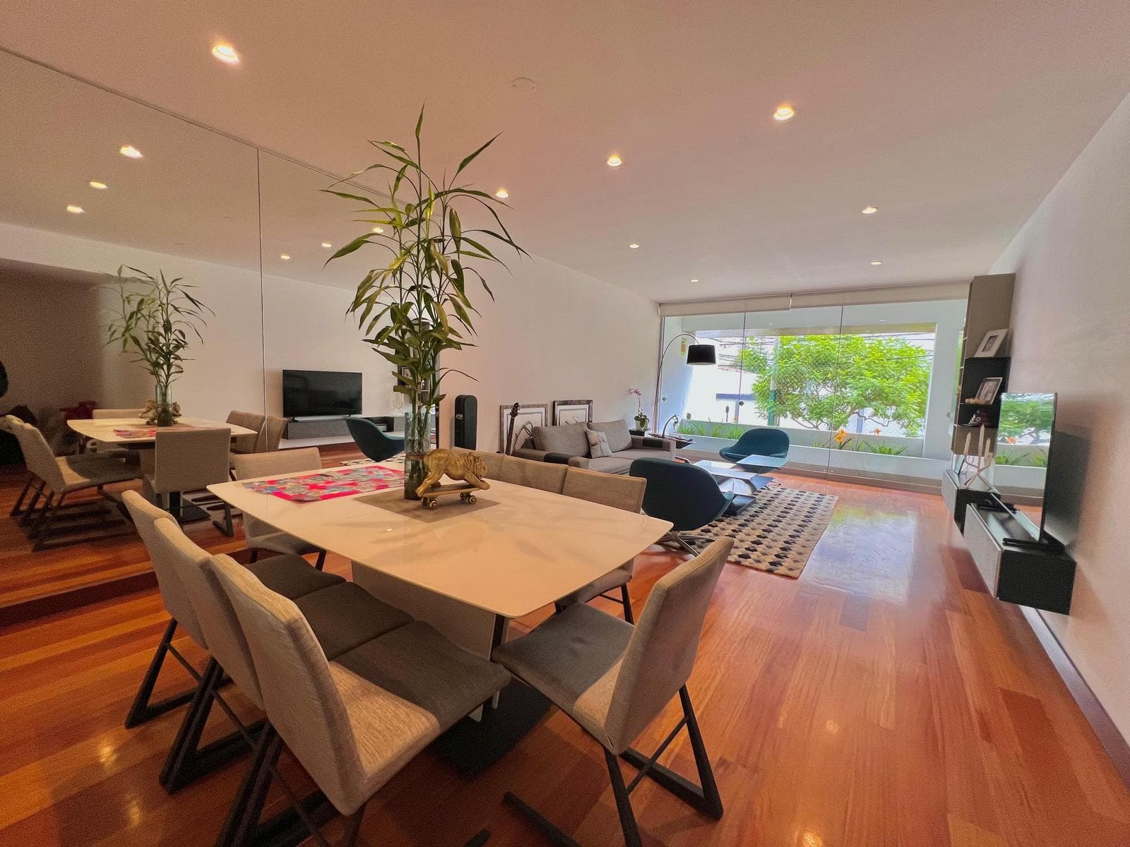 VENTA DE DEPARTAMENTO PRIMER PISO AREA DE 180 M2 - SAN ISIDRO - 1