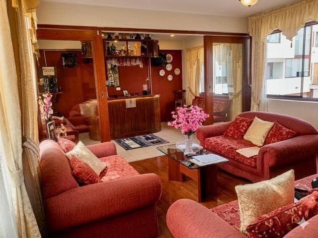 Departamento duplex con ingreso directo - 1